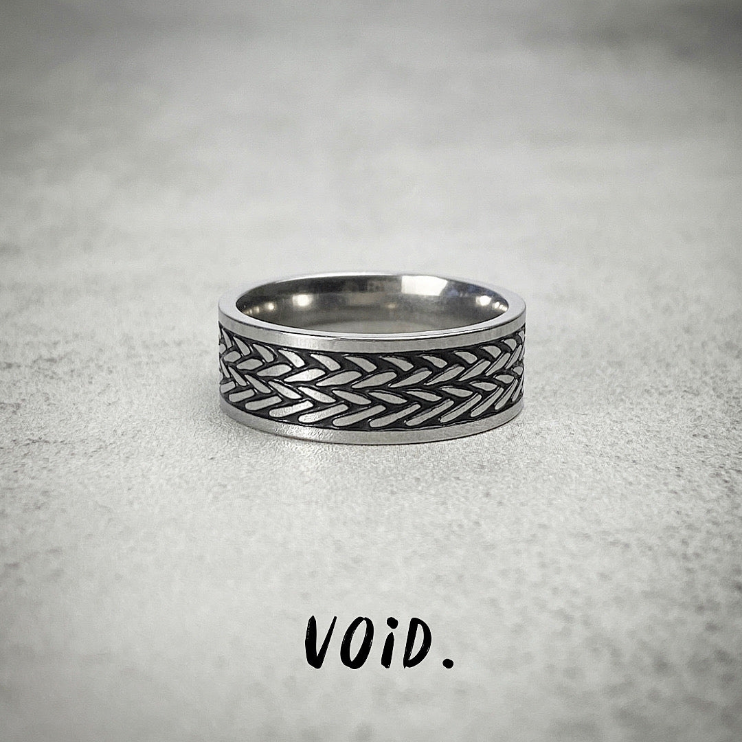 Arrow Patterned Stainless Steel Ring - RING135VD