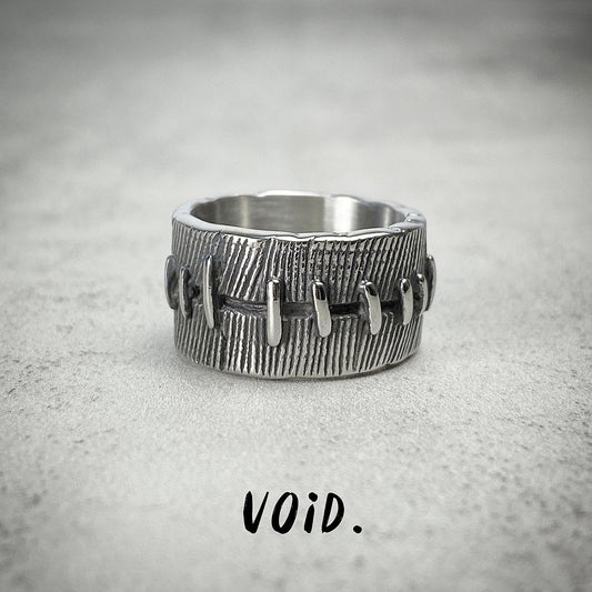 Stapled Stainless Steel Ring - RING137VD