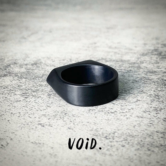 Black Arrow Flat Top Stainless Steel Ring - RING100VD