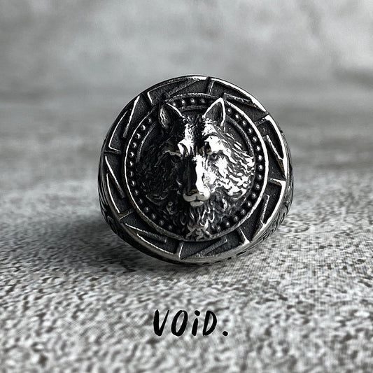 Wolf Signet Stainless Steel Ring - RING77VD